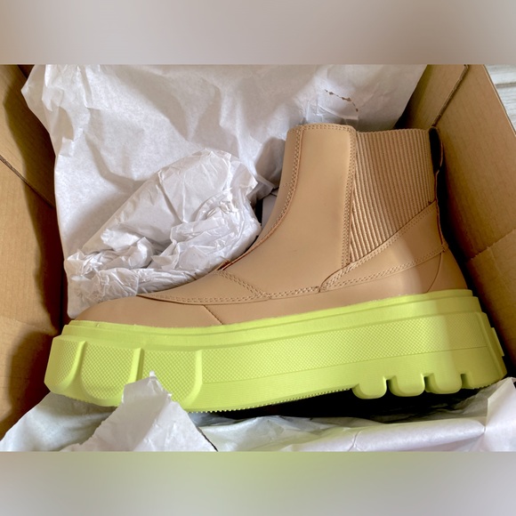 Sorel Caribou X Women’s Chelsea Waterproof Boot ✨ Canoe / Tippet Size 8.5 - Picture 13 of 16